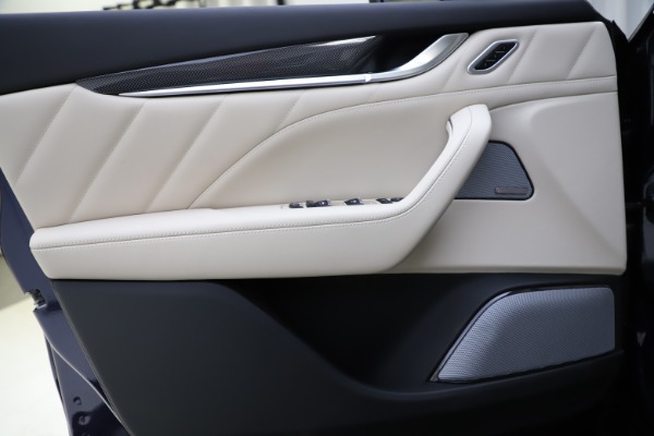 New 2021 Maserati Levante S Q4 GranLusso for sale $106,235 at Alfa Romeo of Westport in Westport CT 06880 17
