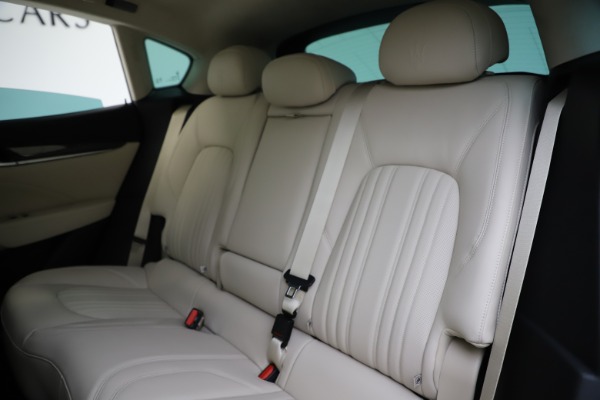 New 2021 Maserati Levante S Q4 GranLusso for sale $106,235 at Alfa Romeo of Westport in Westport CT 06880 20