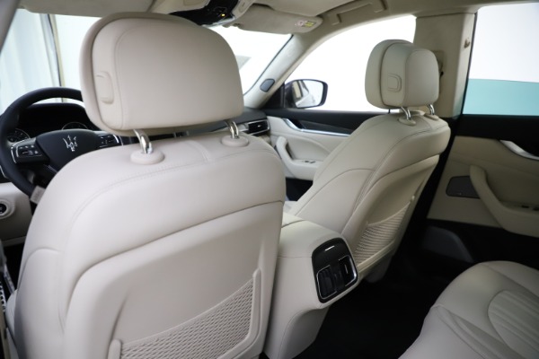 New 2021 Maserati Levante S Q4 GranLusso for sale $106,235 at Alfa Romeo of Westport in Westport CT 06880 22