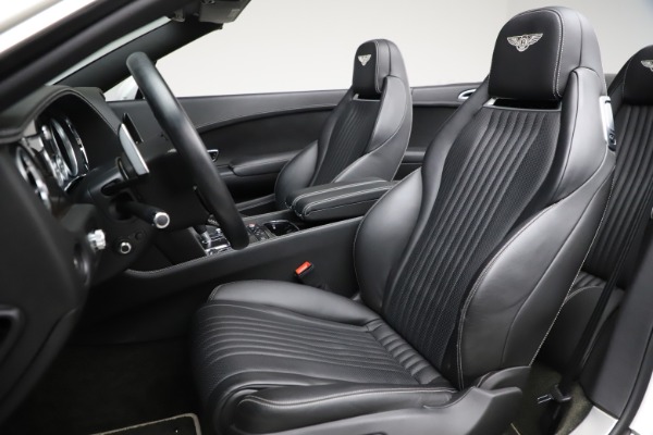 Used 2016 Bentley Continental GT V8 for sale $149,900 at Alfa Romeo of Westport in Westport CT 06880 27