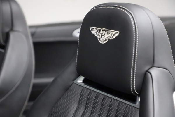 Used 2016 Bentley Continental GT V8 for sale $149,900 at Alfa Romeo of Westport in Westport CT 06880 28