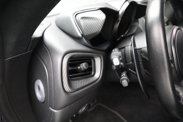 Used 2019 Aston Martin Vantage Coupe for sale $129,900 at Alfa Romeo of Westport in Westport CT 06880 19