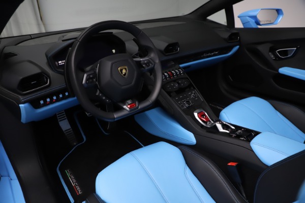 Used 2016 Lamborghini Huracan LP 610-4 Spyder for sale Sold at Alfa Romeo of Westport in Westport CT 06880 17