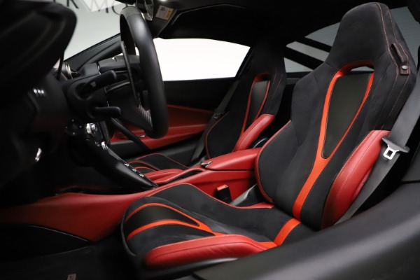 Used 2018 McLaren 720S Performance for sale Sold at Alfa Romeo of Westport in Westport CT 06880 18