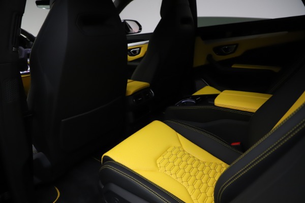 Used 2019 Lamborghini Urus for sale Sold at Alfa Romeo of Westport in Westport CT 06880 18