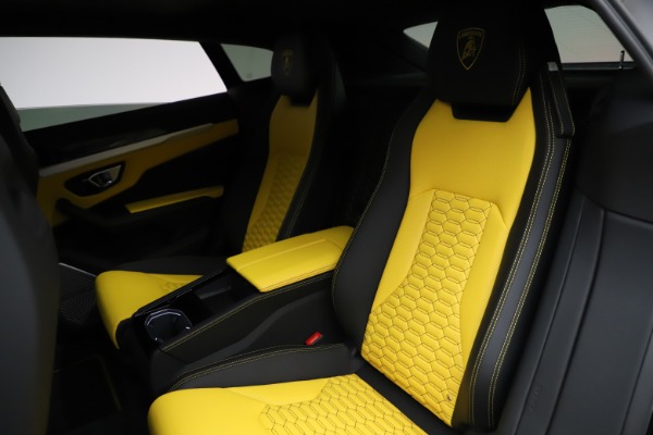 Used 2019 Lamborghini Urus for sale Sold at Alfa Romeo of Westport in Westport CT 06880 22