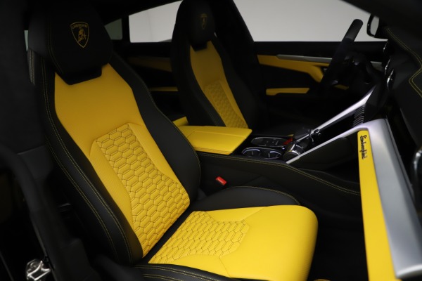 Used 2019 Lamborghini Urus for sale Sold at Alfa Romeo of Westport in Westport CT 06880 26