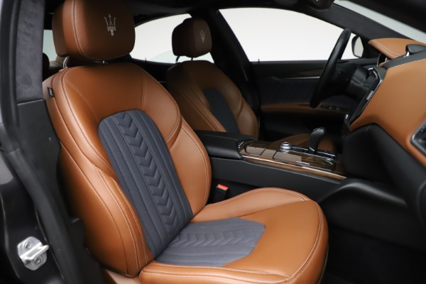 Used 2018 Maserati Ghibli SQ4 GranLusso for sale $51,900 at Alfa Romeo of Westport in Westport CT 06880 23
