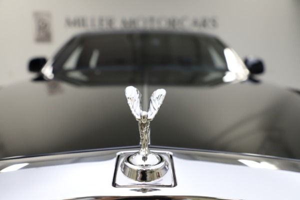 Used 2015 Rolls-Royce Phantom EWB for sale $299,900 at Alfa Romeo of Westport in Westport CT 06880 20