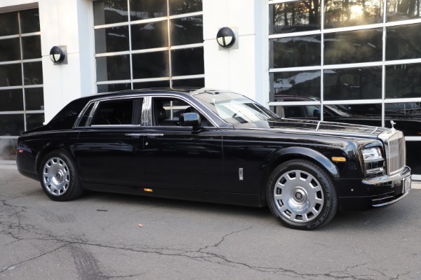 Used 2015 Rolls-Royce Phantom EWB for sale Sold at Alfa Romeo of Westport in Westport CT 06880 3