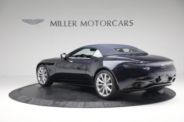 Used 2021 Aston Martin DB11 Volante for sale Call for price at Alfa Romeo of Westport in Westport CT 06880 15