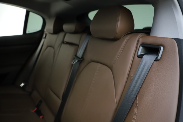 New 2021 Alfa Romeo Stelvio Q4 for sale Sold at Alfa Romeo of Westport in Westport CT 06880 18