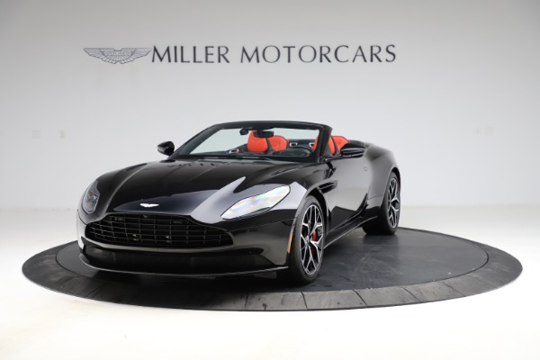 Used 2019 Aston Martin DB11 Volante Volante for sale $204,900 at Alfa Romeo of Westport in Westport CT 06880 12
