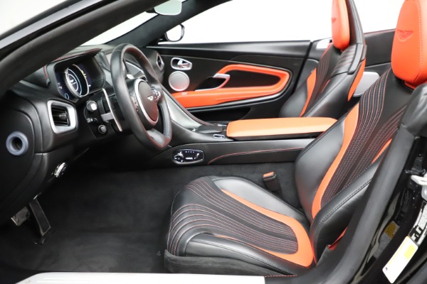 Used 2019 Aston Martin DB11 Volante for sale $209,990 at Alfa Romeo of Westport in Westport CT 06880 14