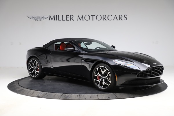 Used 2019 Aston Martin DB11 Volante for sale $209,990 at Alfa Romeo of Westport in Westport CT 06880 28