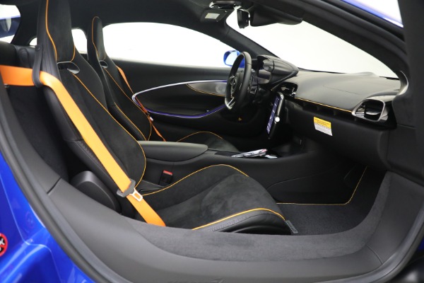New 2023 McLaren Artura for sale $277,250 at Alfa Romeo of Westport in Westport CT 06880 24