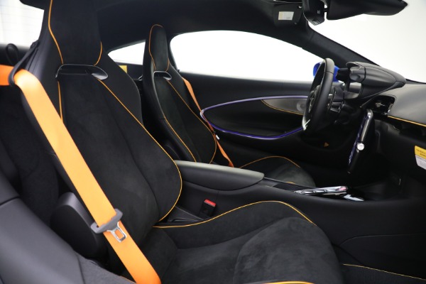 New 2023 McLaren Artura for sale $277,250 at Alfa Romeo of Westport in Westport CT 06880 25