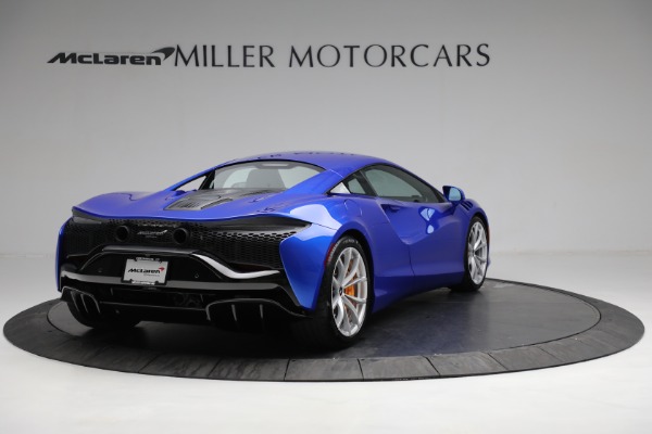 New 2023 McLaren Artura for sale $277,250 at Alfa Romeo of Westport in Westport CT 06880 6