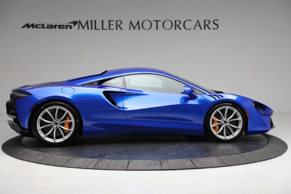 New 2023 McLaren Artura for sale $277,250 at Alfa Romeo of Westport in Westport CT 06880 8