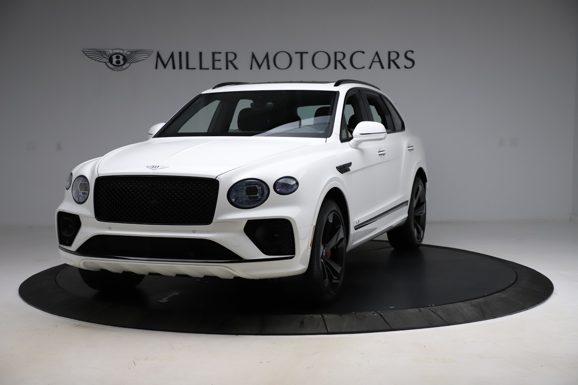 New 2021 Bentley Bentayga V8 for sale Call for price at Alfa Romeo of Westport in Westport CT 06880 1