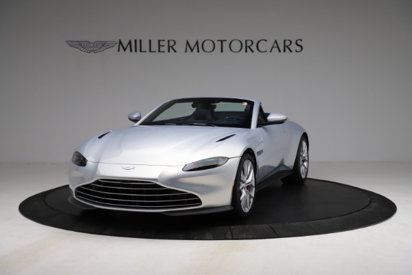 New 2021 Aston Martin Vantage Roadster for sale $184,286 at Alfa Romeo of Westport in Westport CT 06880 12