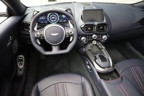 New 2021 Aston Martin Vantage Roadster for sale $184,286 at Alfa Romeo of Westport in Westport CT 06880 13