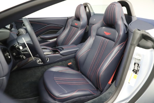 New 2021 Aston Martin Vantage Roadster for sale $184,286 at Alfa Romeo of Westport in Westport CT 06880 16