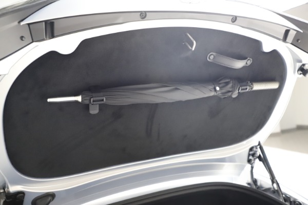 New 2021 Aston Martin Vantage Roadster for sale $184,286 at Alfa Romeo of Westport in Westport CT 06880 28