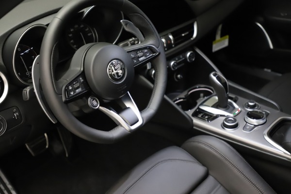 New 2021 Alfa Romeo Giulia Ti Sport Q4 for sale Sold at Alfa Romeo of Westport in Westport CT 06880 14