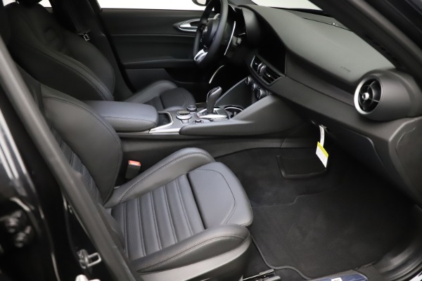 New 2021 Alfa Romeo Giulia Ti Sport Q4 for sale Sold at Alfa Romeo of Westport in Westport CT 06880 20