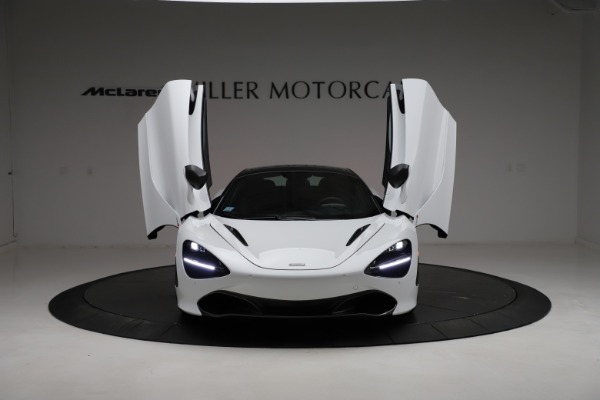 Used 2020 McLaren 720S Spider for sale Sold at Alfa Romeo of Westport in Westport CT 06880 22