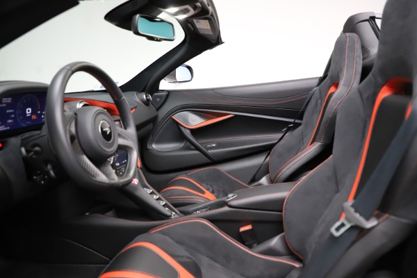 Used 2020 McLaren 720S Spider for sale Sold at Alfa Romeo of Westport in Westport CT 06880 25