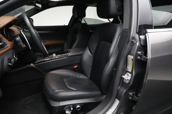 Used 2021 Maserati Ghibli S Q4 for sale Sold at Alfa Romeo of Westport in Westport CT 06880 16