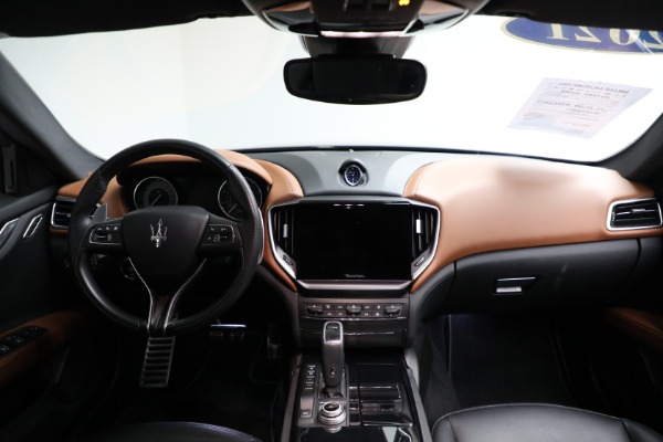 Used 2021 Maserati Ghibli S Q4 for sale Sold at Alfa Romeo of Westport in Westport CT 06880 21