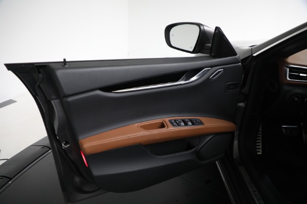 Used 2021 Maserati Ghibli S Q4 for sale Sold at Alfa Romeo of Westport in Westport CT 06880 23