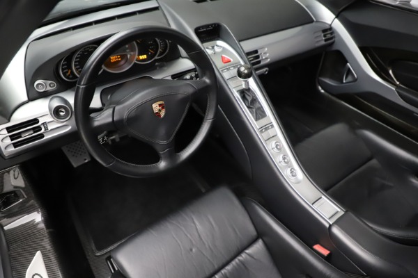 Used 2005 Porsche Carrera GT for sale Sold at Alfa Romeo of Westport in Westport CT 06880 19