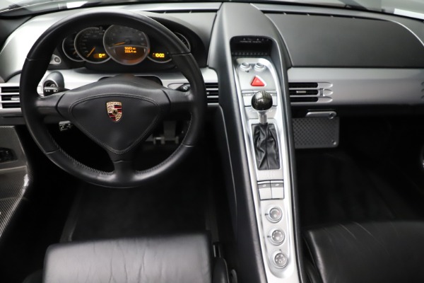 Used 2005 Porsche Carrera GT for sale Sold at Alfa Romeo of Westport in Westport CT 06880 24
