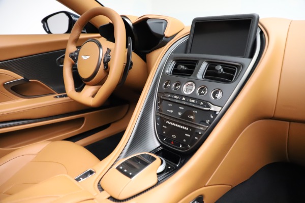 New 2021 Aston Martin DBS Superleggera Volante for sale $392,916 at Alfa Romeo of Westport in Westport CT 06880 23