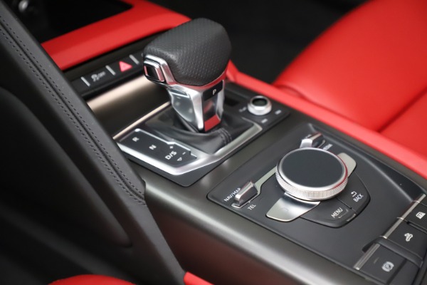 Used 2018 Audi R8 Spyder for sale Sold at Alfa Romeo of Westport in Westport CT 06880 26