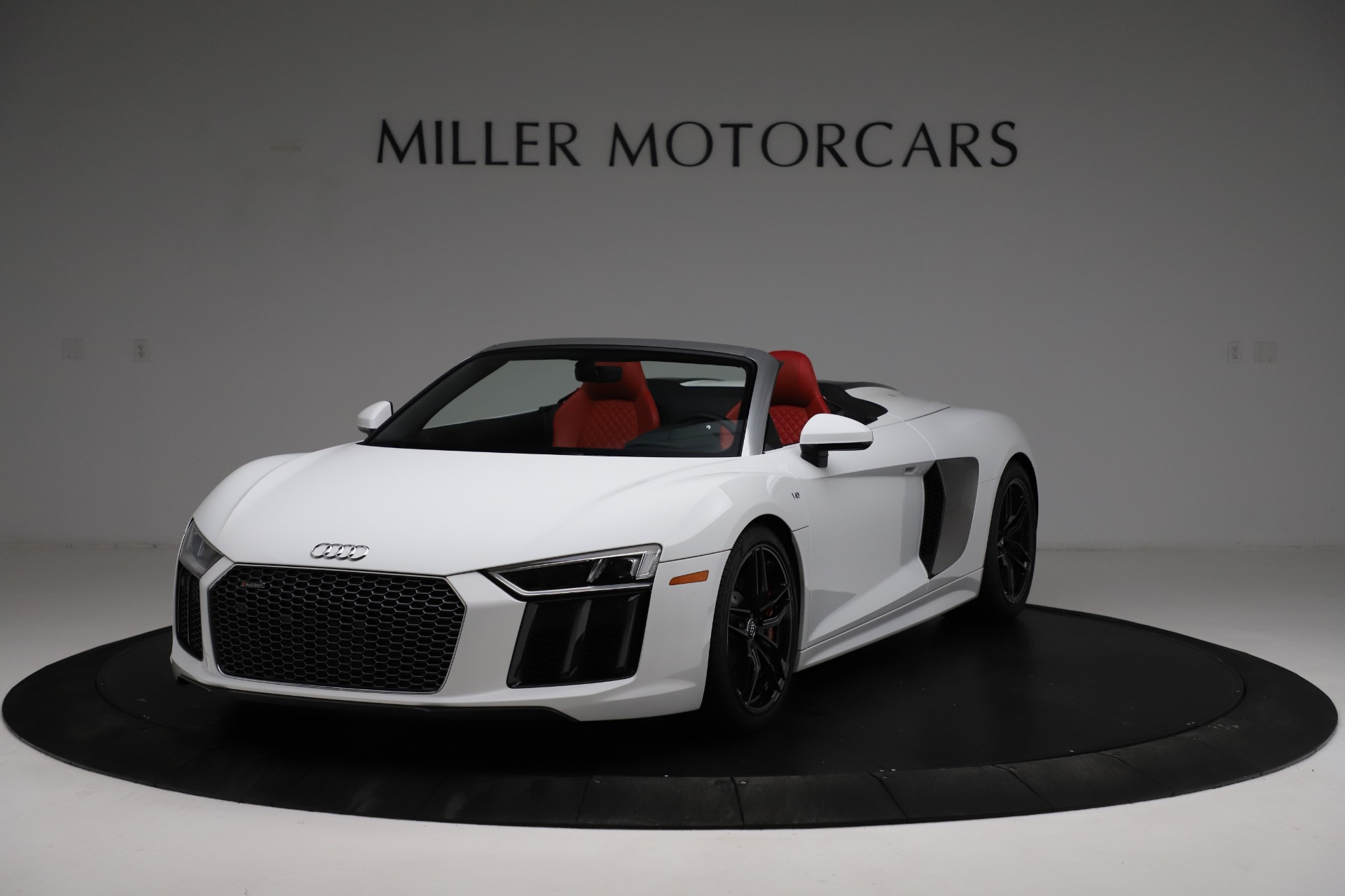 Used 2018 Audi R8 Spyder for sale Sold at Alfa Romeo of Westport in Westport CT 06880 1