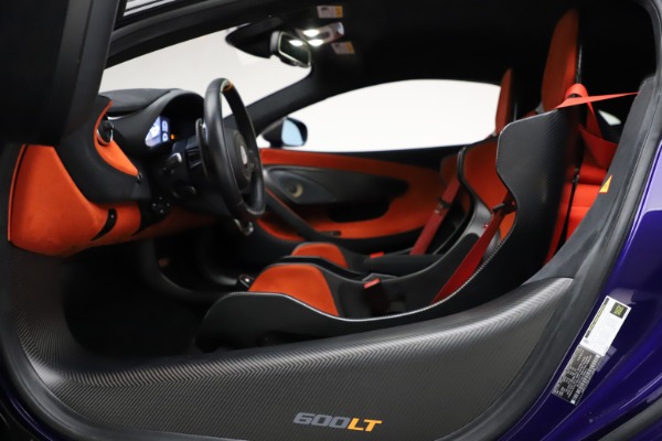 Used 2019 McLaren 600LT for sale $234,900 at Alfa Romeo of Westport in Westport CT 06880 16