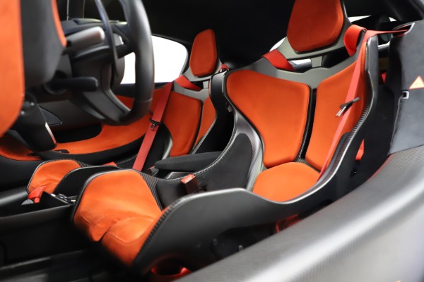 Used 2019 McLaren 600LT for sale $234,900 at Alfa Romeo of Westport in Westport CT 06880 17