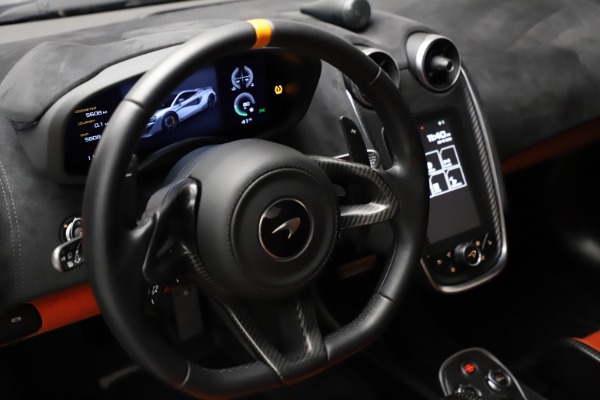 Used 2019 McLaren 600LT for sale $234,900 at Alfa Romeo of Westport in Westport CT 06880 18