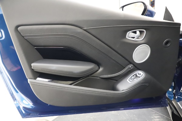 Used 2021 Aston Martin Vantage for sale $134,900 at Alfa Romeo of Westport in Westport CT 06880 17