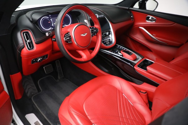 Used 2021 Aston Martin DBX for sale $137,900 at Alfa Romeo of Westport in Westport CT 06880 13