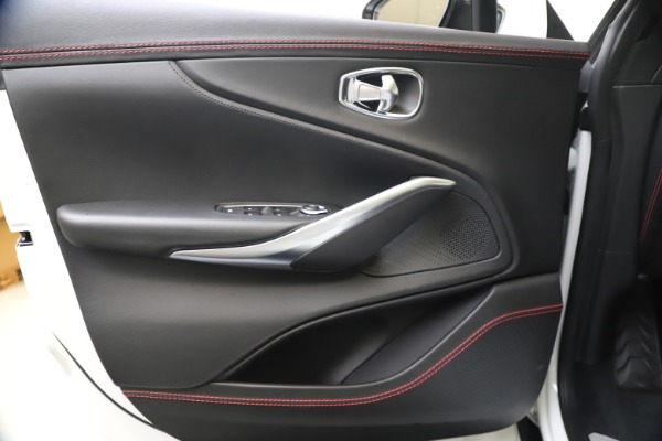 New 2021 Aston Martin DBX for sale $206,286 at Alfa Romeo of Westport in Westport CT 06880 15