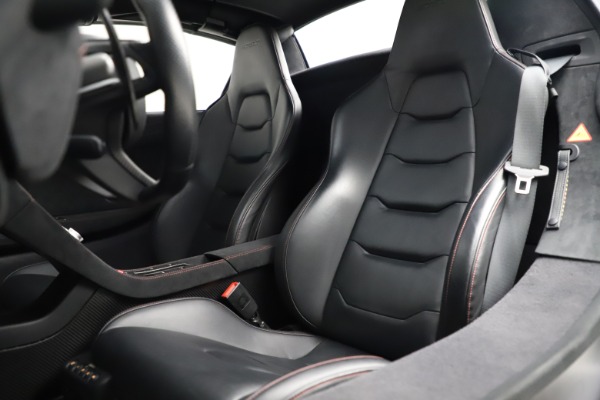 Used 2016 McLaren 675LT Spider for sale $275,900 at Alfa Romeo of Westport in Westport CT 06880 24