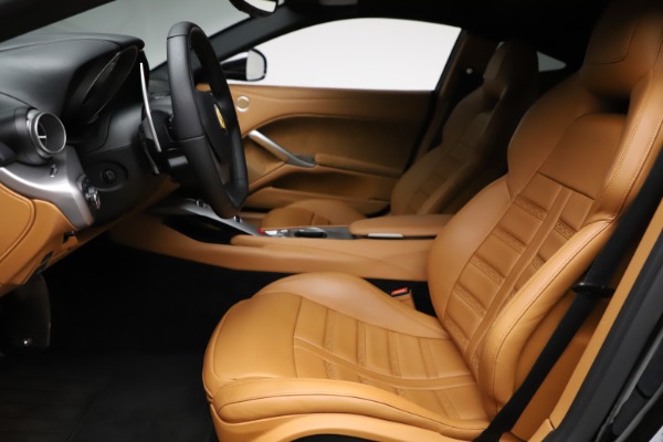 Used 2015 Ferrari F12 Berlinetta for sale $277,900 at Alfa Romeo of Westport in Westport CT 06880 15