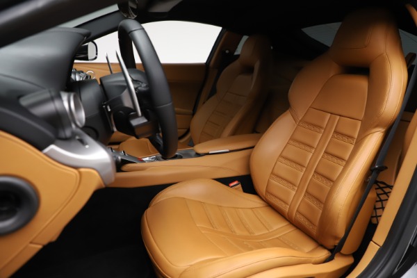 Used 2015 Ferrari F12 Berlinetta for sale $277,900 at Alfa Romeo of Westport in Westport CT 06880 16