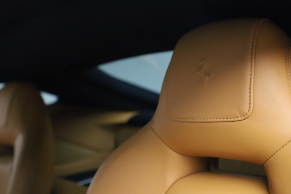 Used 2015 Ferrari F12 Berlinetta for sale $277,900 at Alfa Romeo of Westport in Westport CT 06880 17